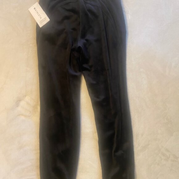 NWT - Athleta Double Cozy Karma Recover Jogger Size Size Small - Color Black - Picture 5 of 6